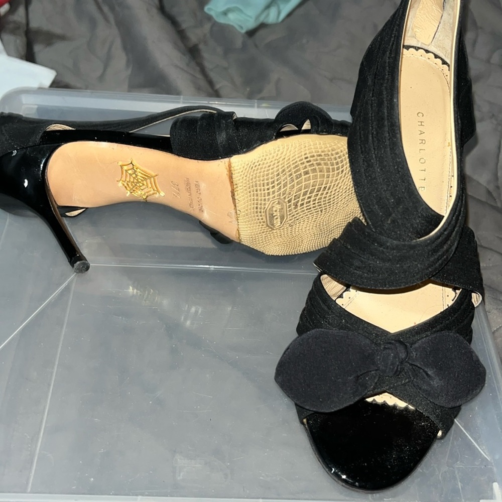 Charlotte Olympia Black Heels With Bows